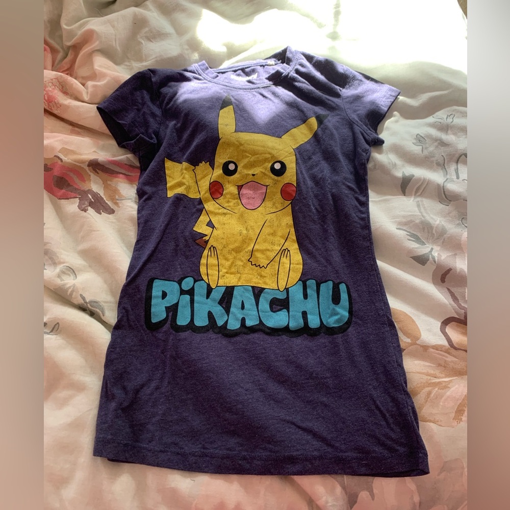 Pikachu t shirt